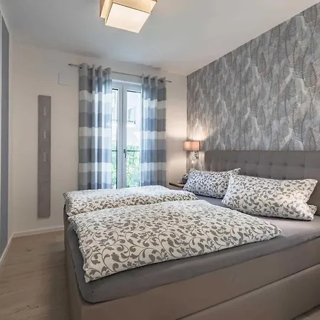 Traumstern 21 - Zum Wenige Geh Minuten Apartment